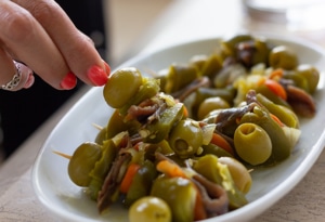 olives-in-mediterranean-diet